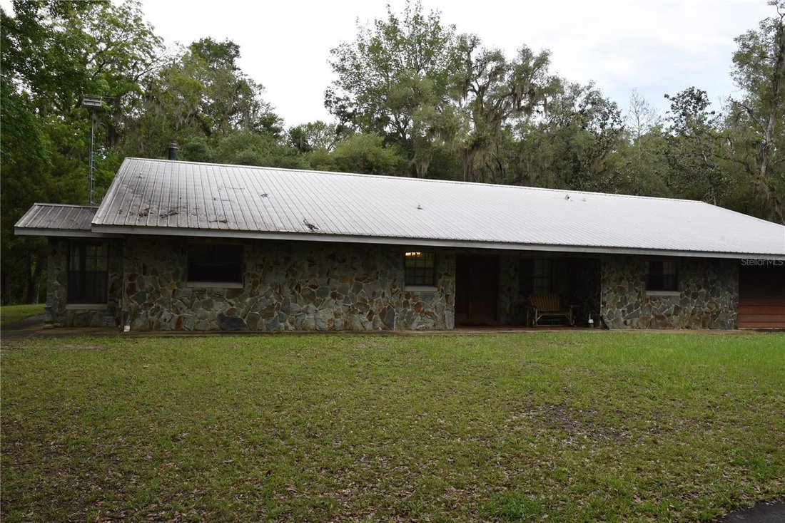 House in Chiefland, Florida, United States 1 - 18542547