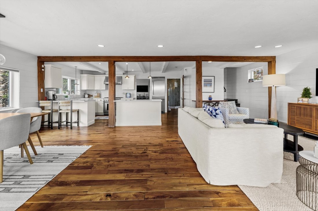 House in Revere, Massachusetts, United States 5 - 18541723