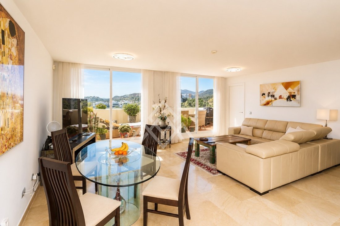 Apartment in Benahavis, Andalusia, Spain 3 - 18495186