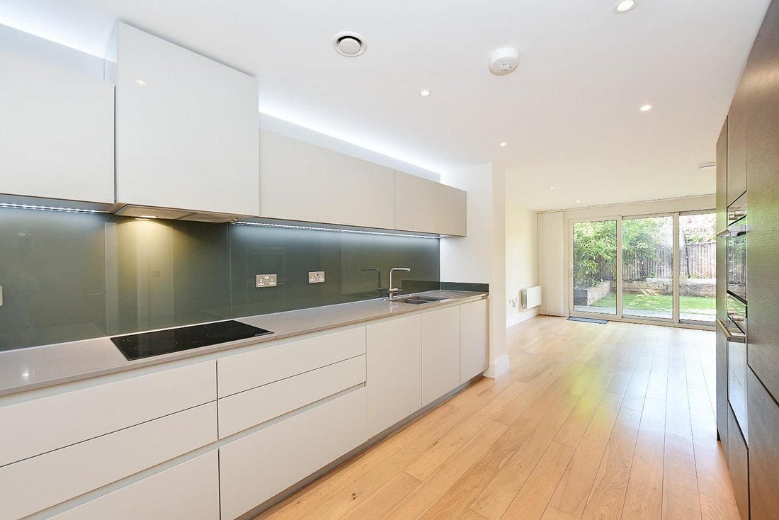 Townhouse en East Acton, Municipio de Ealing, Inglaterra 2 - 18542144