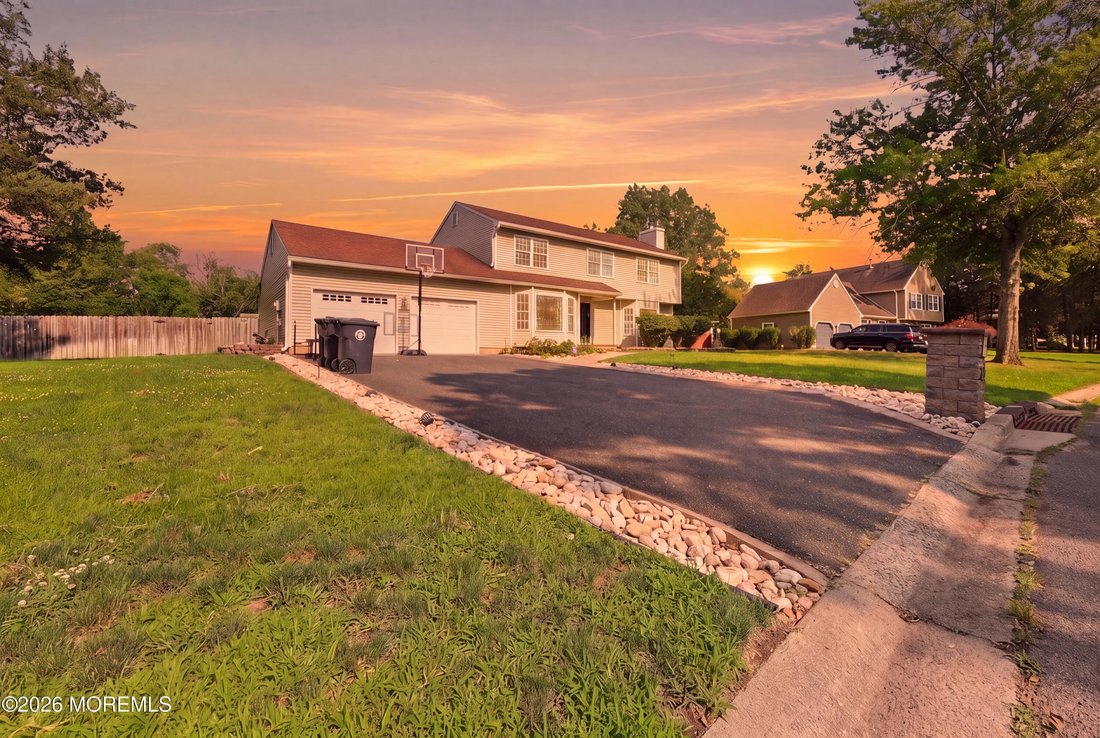 House in Toms River, New Jersey, United States 3 - 18539683