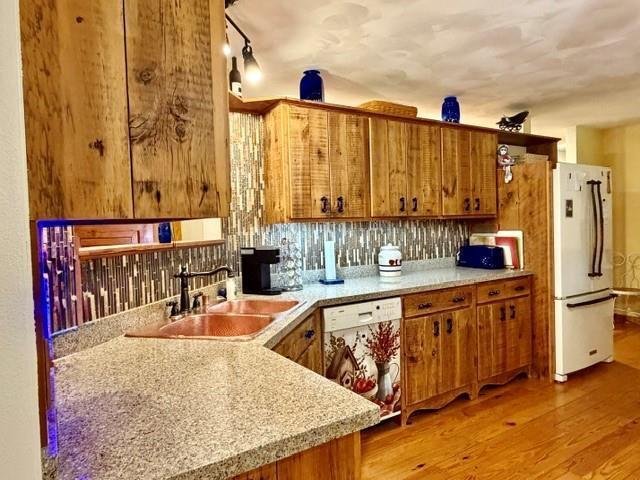 House in South Wayne, Wisconsin, United States 3 - 18518521