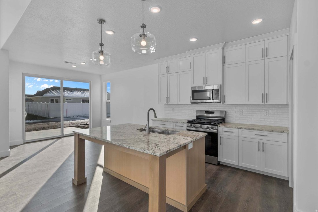 House in Hyde Park, Utah, United States 5 - 18542440