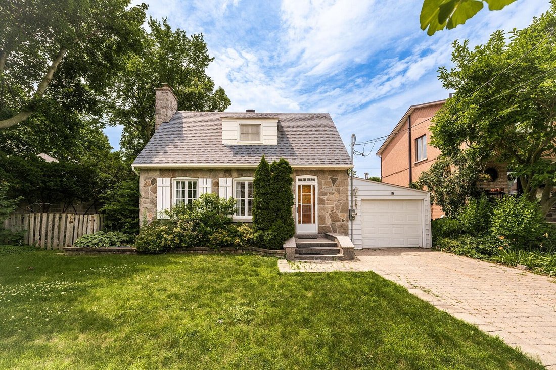 House in Montréal, Quebec, Canada 1 - 18543735