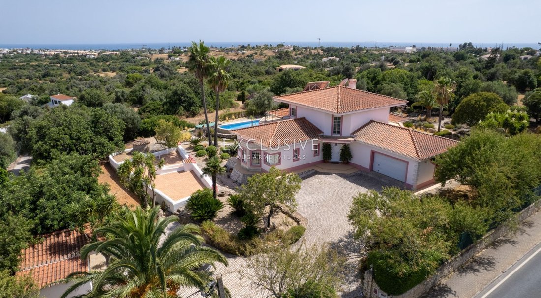 Villa in Carvoeiro, Algarve, Portugal 3 - 18541219