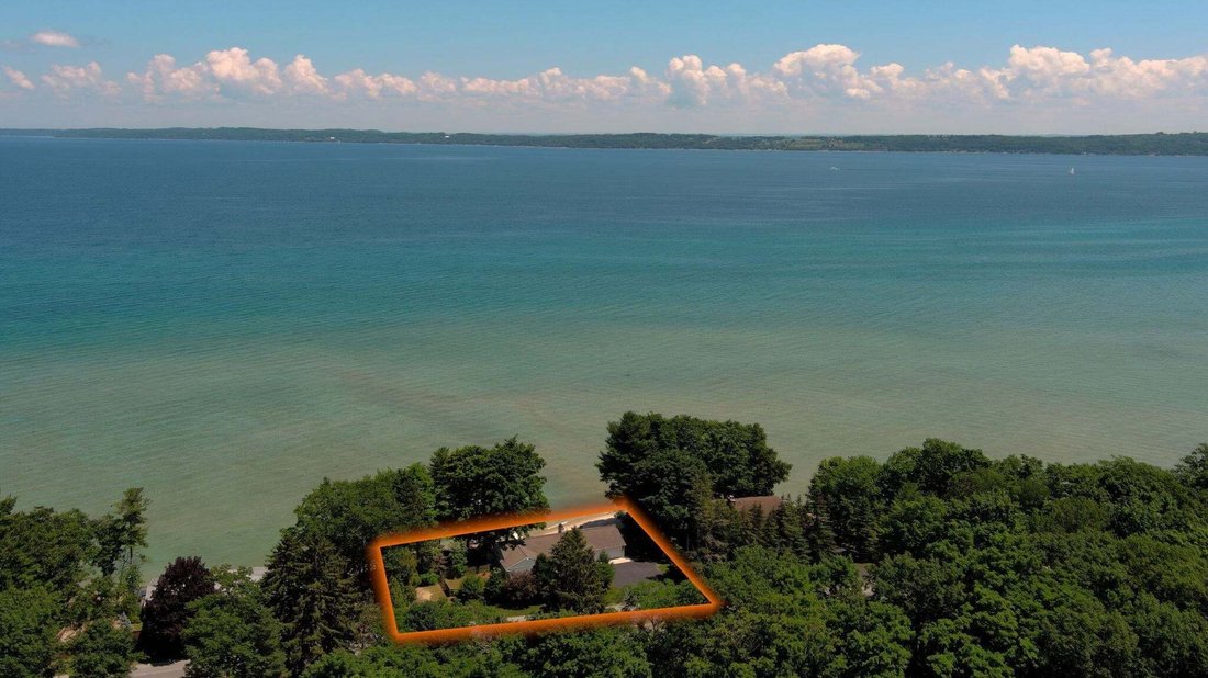 House in Garfield Township, Michigan, United States 4 - 18321094