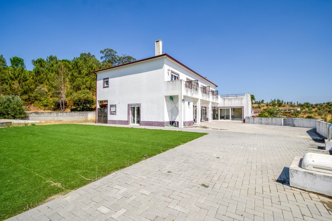 Finca in Praia do Ribatejo, Santarem District, Portugal 2 - 18543860