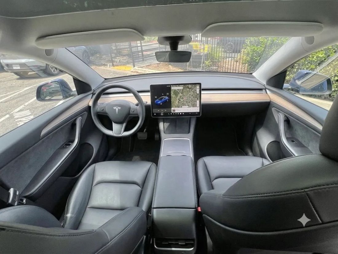 Suv in Ontario, CA, United States 5 - 18544232