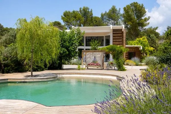 Haus in Roquefort-la-Bedoule, Provence-Alpes-Côte d'Azur, Frankreich 1 - 18013532