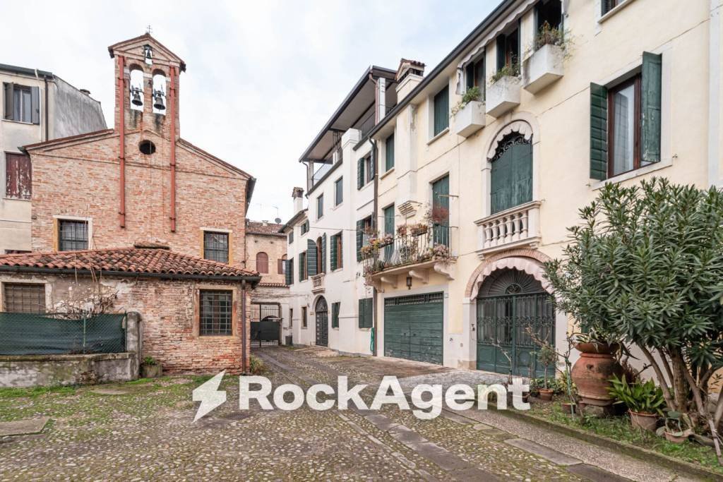 House in Specola - Corso Milano, Padua, Italy 3 - 18544138
