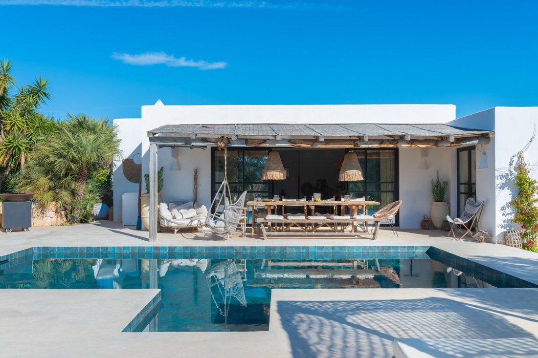 Villa in Santa Gertrudis de Fruitera, Santa Eularia des Riu, Balearic Islands 1 - 18542770