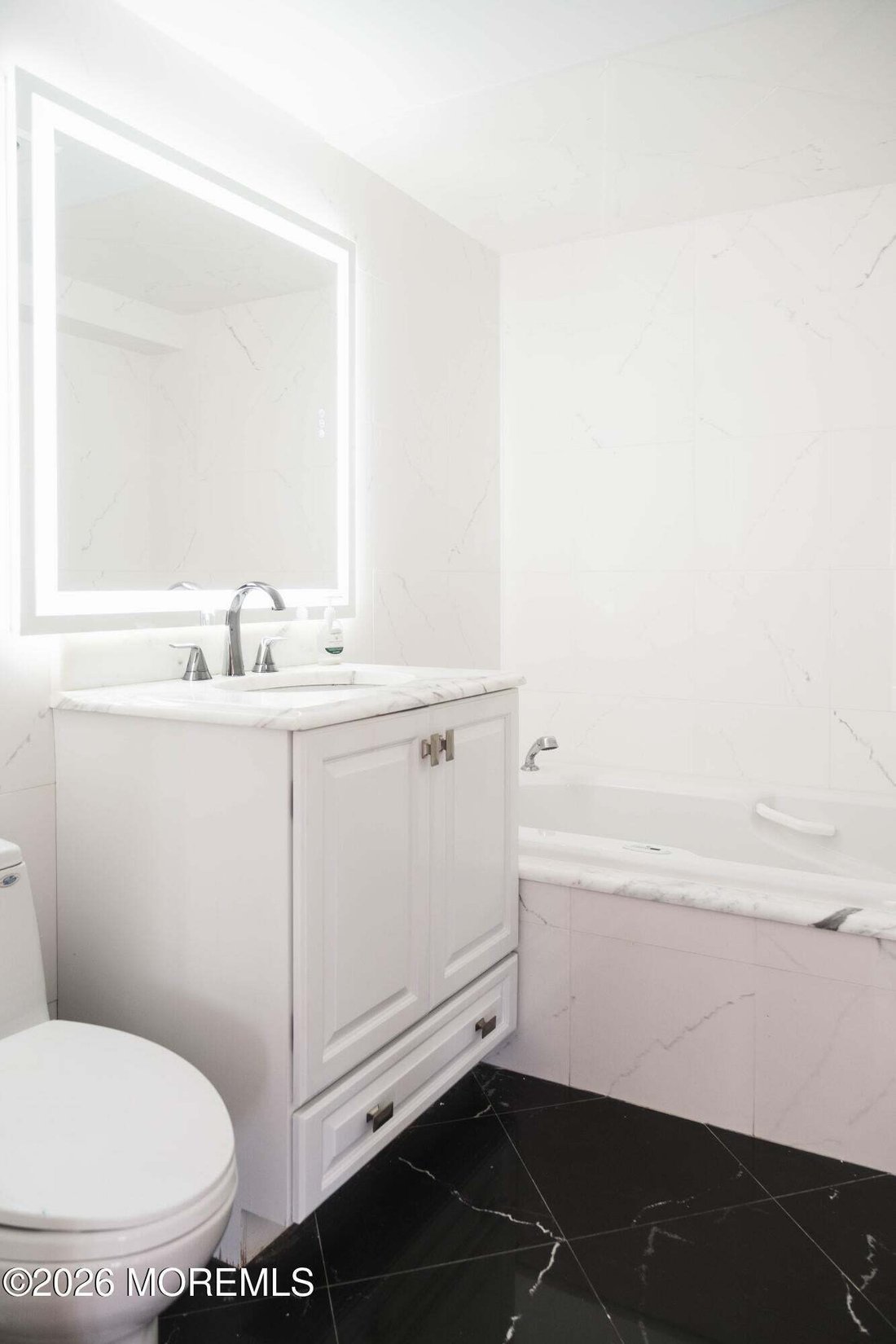 Condo in Monmouth Beach, New Jersey, United States 5 - 18539693