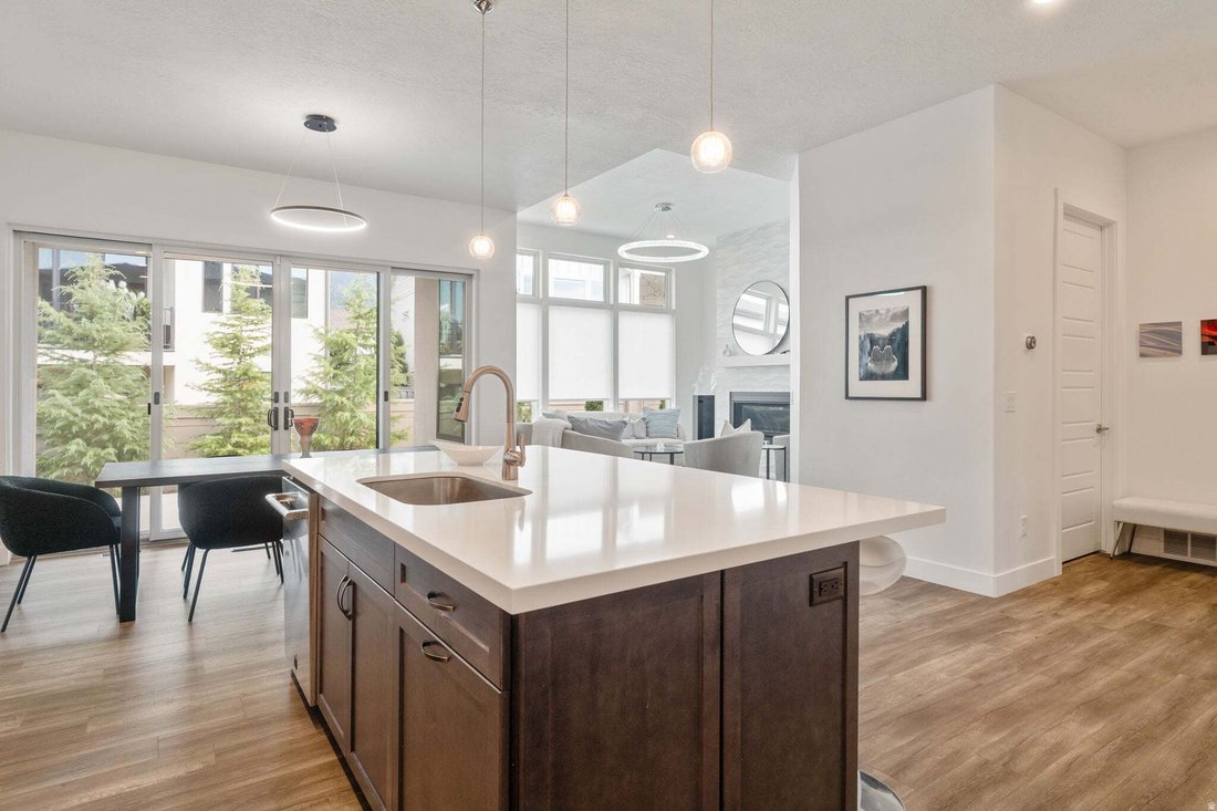 House in Sandy, Utah, United States 4 - 18539975