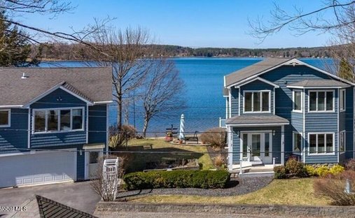House in Hagaman, New York, United States 1