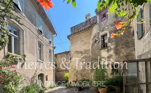 House in Saignon, Provence-Alpes-Côte d'Azur, France 1
