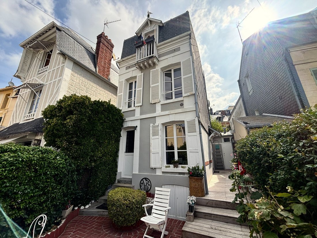 House in Trouville-sur-Mer, Normandy, France 1 - 18543729