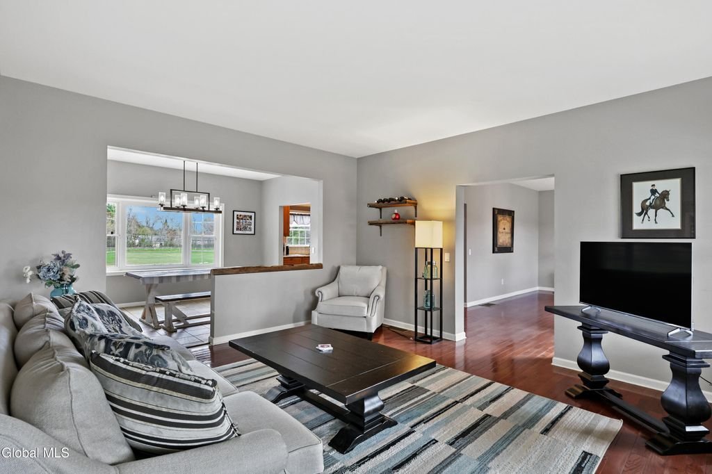House in Gansevoort, New York, United States 4 - 18544709