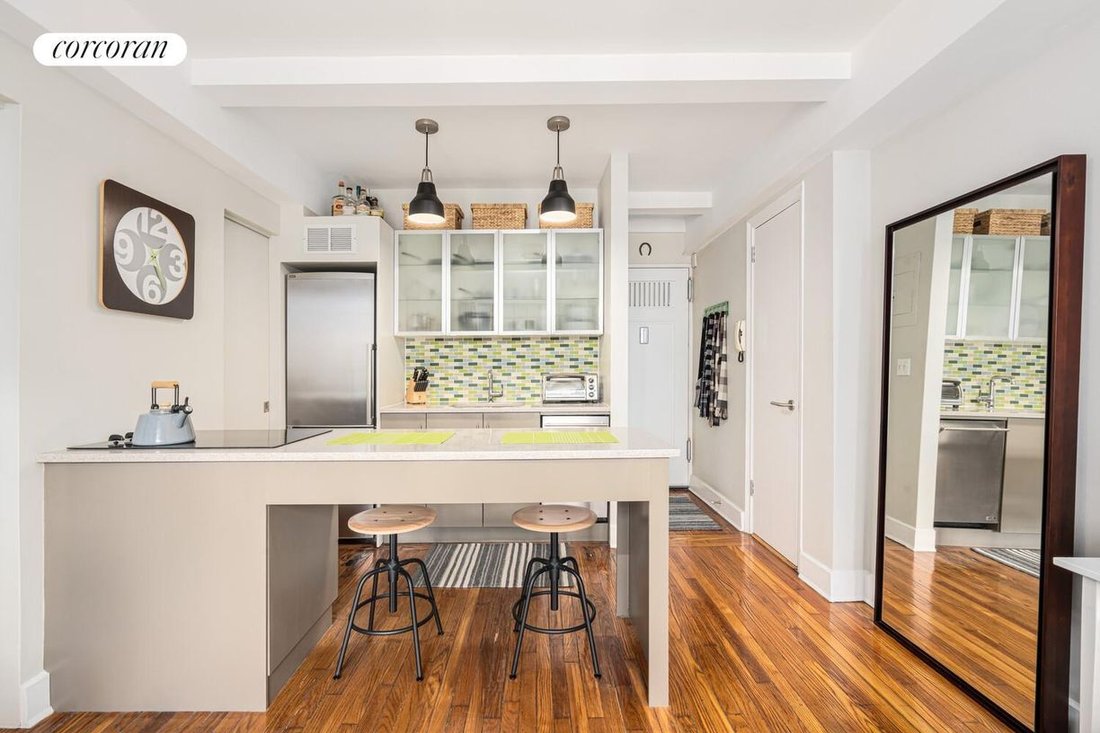 Co Op in New York, New York, United States 2 - 18231700