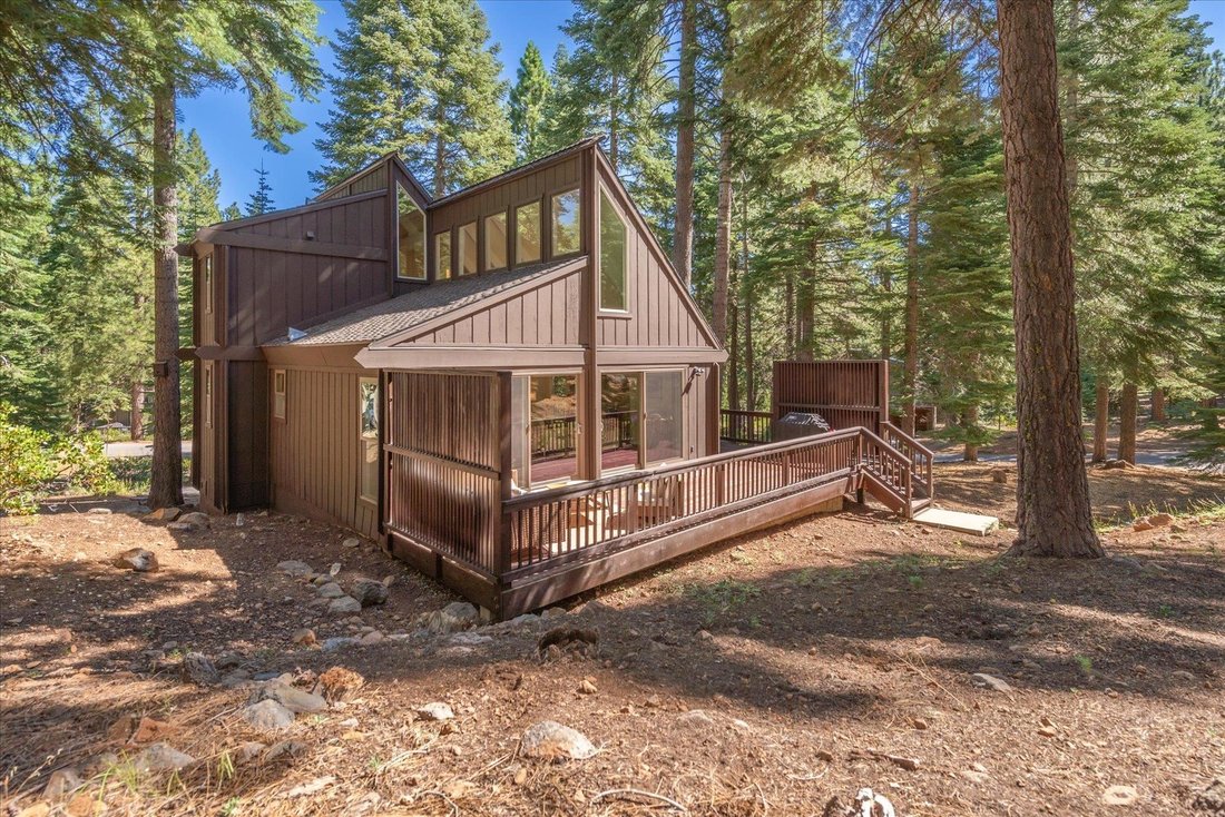House in Truckee, California, United States 1 - 18542026