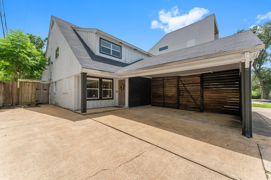 Houston, Texas, United States 2 - 18540352
