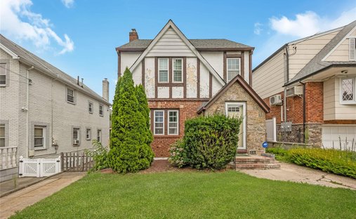 House in New York, New York, United States 1