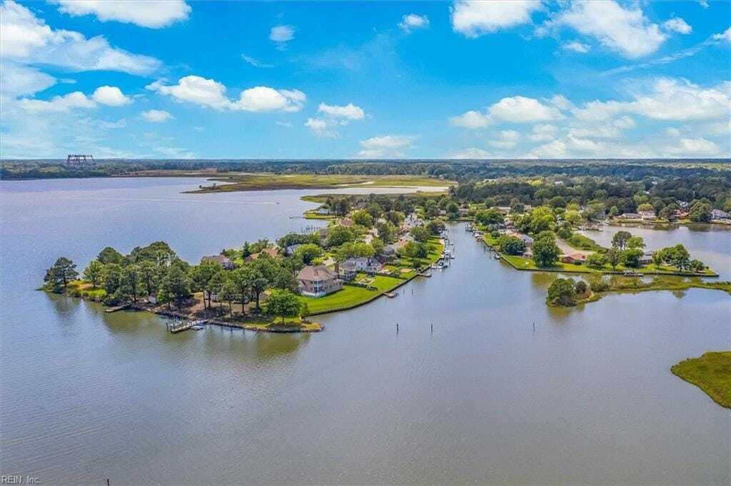 House in Poquoson, Virginia, United States 1 - 18528012