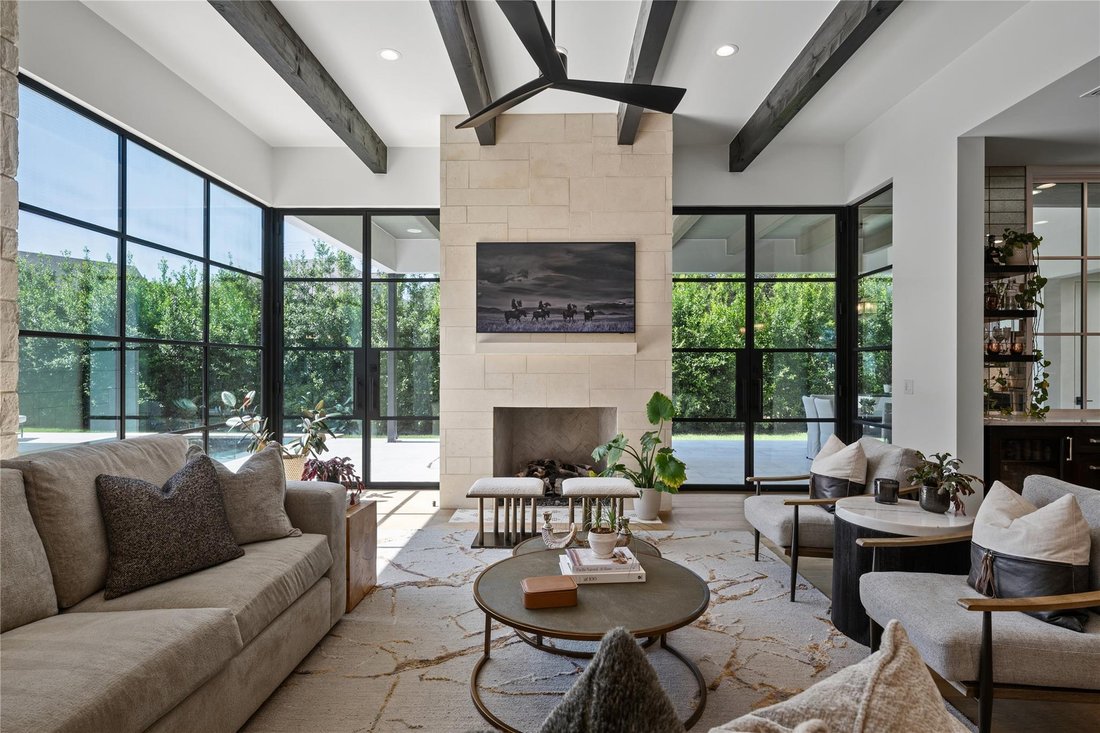House in Spicewood, Texas, United States 5 - 18539648