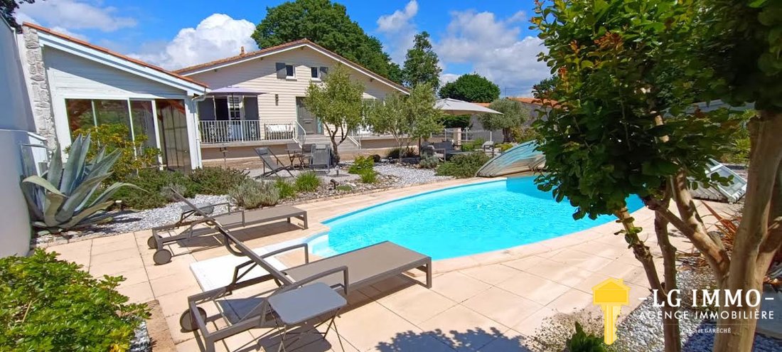 House in Saint-Georges-de-Didonne, Nouvelle-Aquitaine, France 1 - 18540147