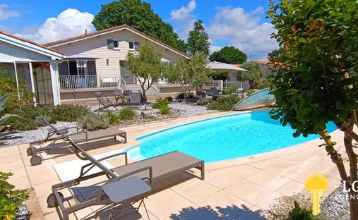 House in Saint-Georges-de-Didonne, Nouvelle-Aquitaine, France 1
