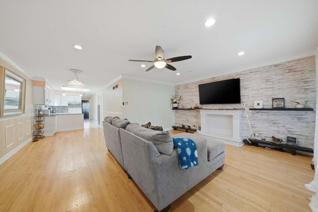 House in Chicago, Illinois, United States 3 - 18540377