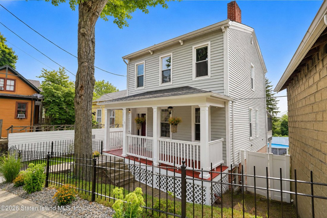 House in New York, New York, United States 2 - 18539492