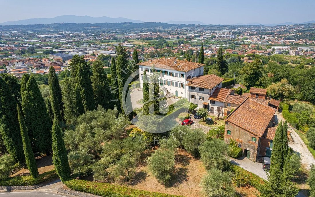 Villa à Uzzano, Toscane, Italie 1 - 18541188