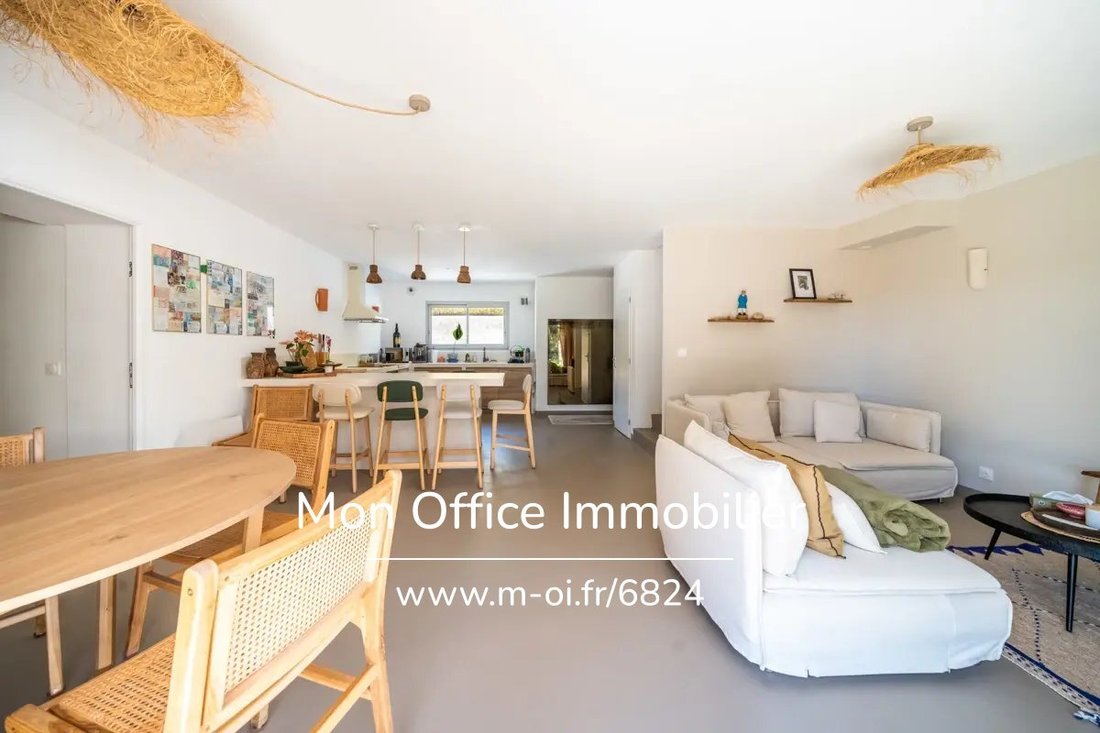 House in Ventabren, Provence-Alpes-Côte d'Azur, France 3 - 18543776
