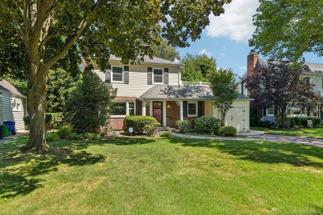 House in Garden City, New York, United States 2 - 18544627