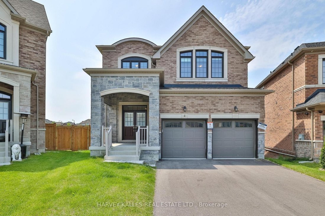 House in East Gwillimbury, Ontario, Canada 1 - 18544637