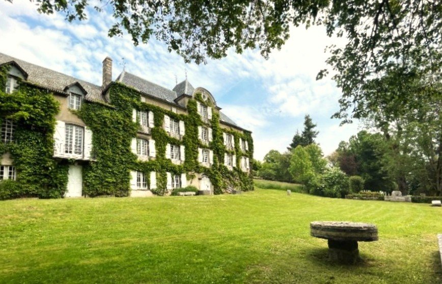 Villa in Chaudes-Aigues, Auvergne-Rhône-Alpes, France 1 - 18541450