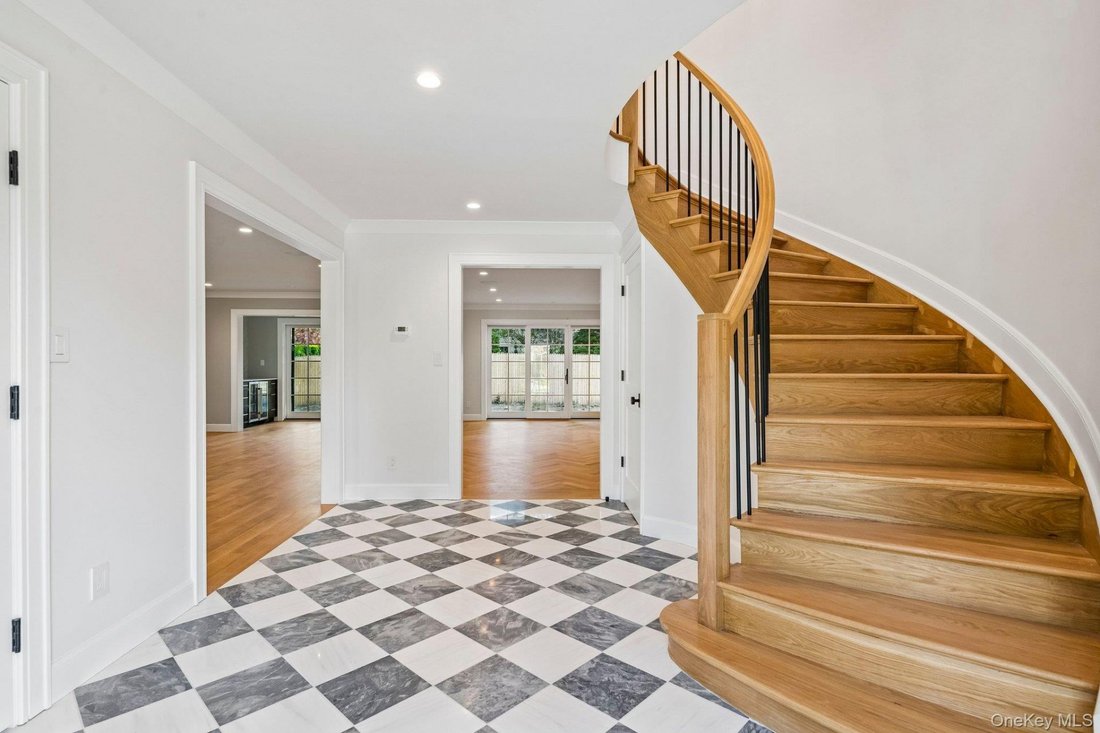 House in Rockville Centre, New York, United States 5 - 18544626