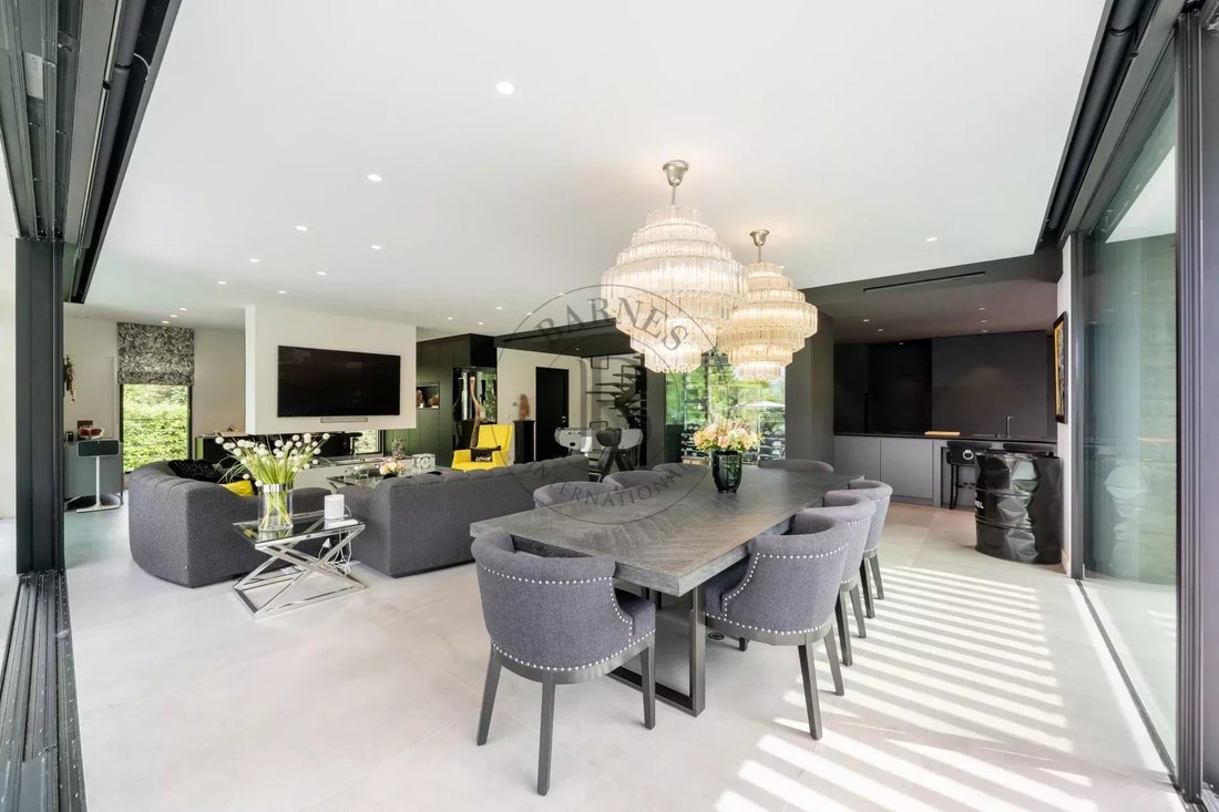 Villa in Mougins, Provence-Alpes-Côte d'Azur, France 5 - 17042834