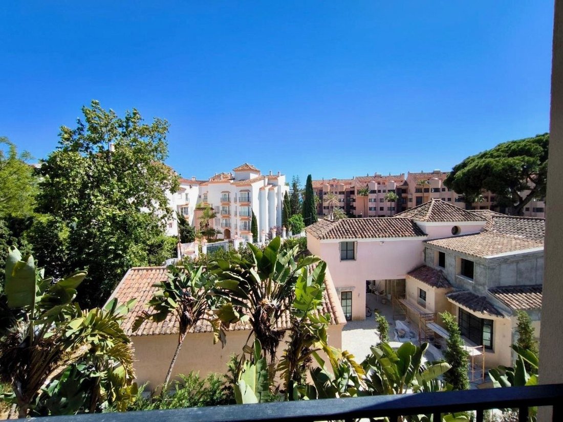 Penthouse in Puerto Banus, Marbella, Spain 1 - 18540449