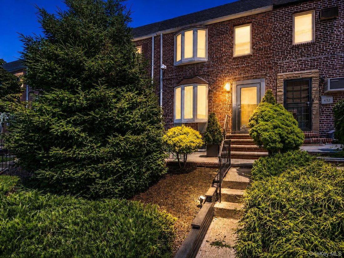House in New York, New York, United States 3 - 18172284