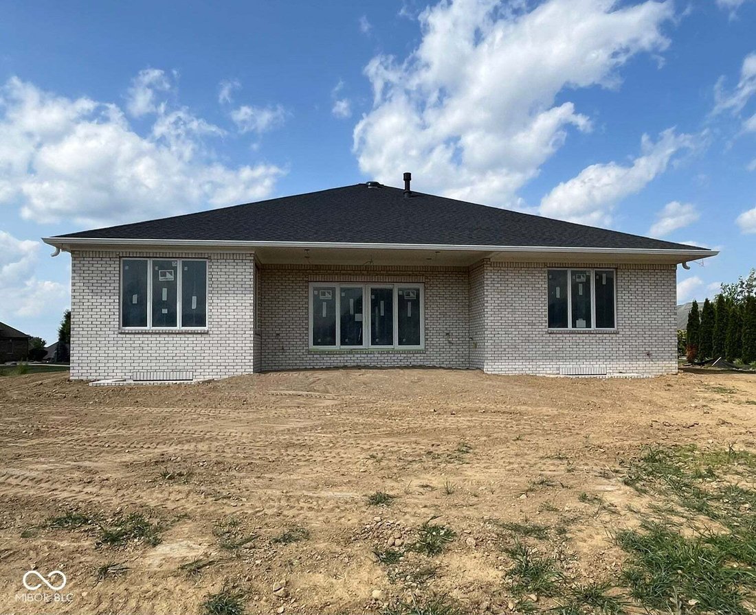 House in Greenwood, Indiana, United States 2 - 18542726