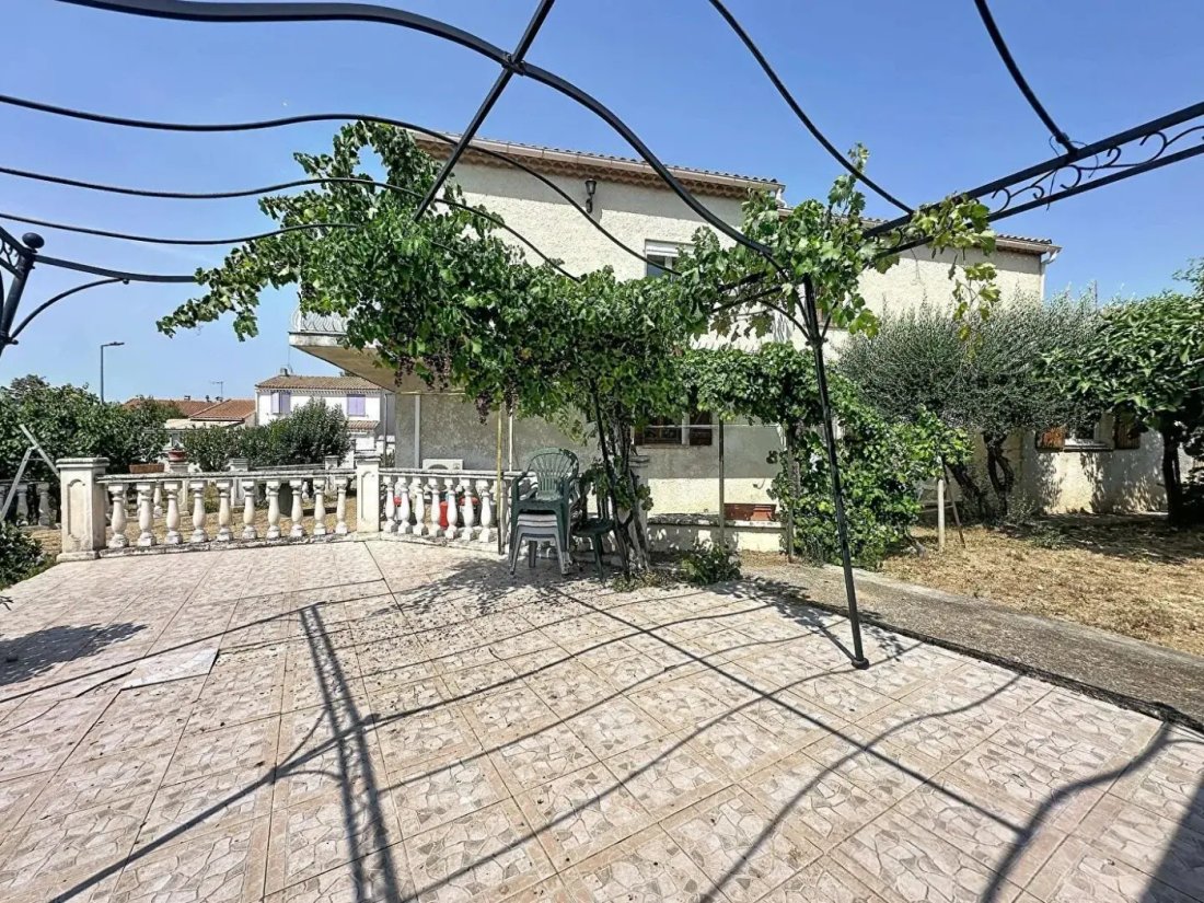 House in Trets, Provence-Alpes-Côte d'Azur, France 3 - 18540040