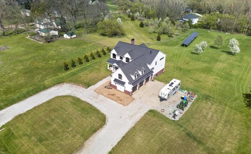 House in White Lake charter Township, Michigan, United States 1