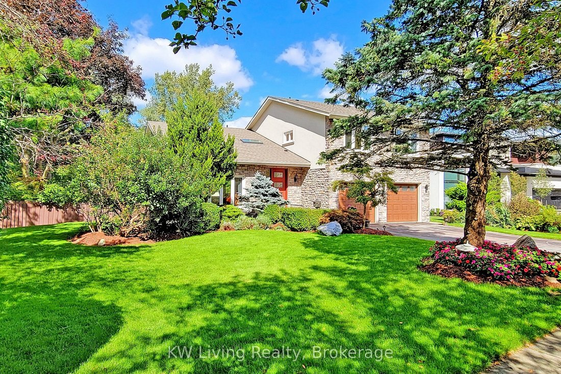 House in Mississauga, Ontario, Canada 4 - 18539780