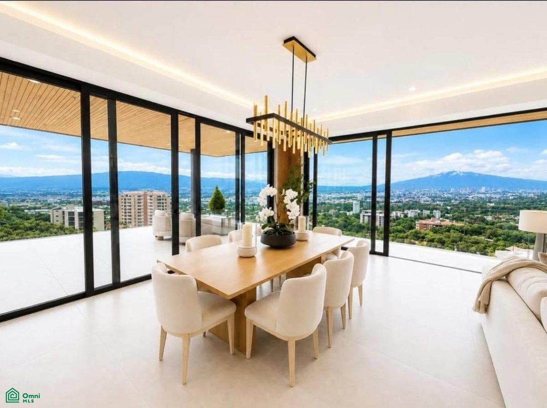 Condo in Escazu, San José Province, Costa Rica 1 - 18542758