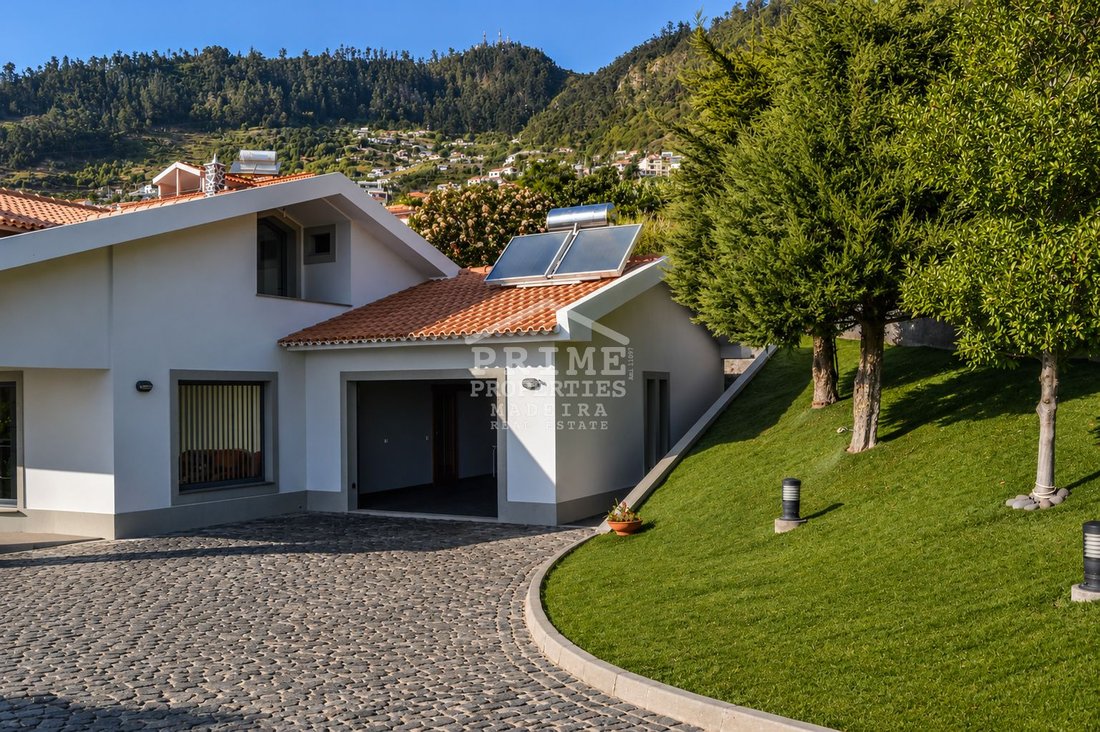 Villa in Arco da Calheta, Madeira, Portugal 2 - 14538461