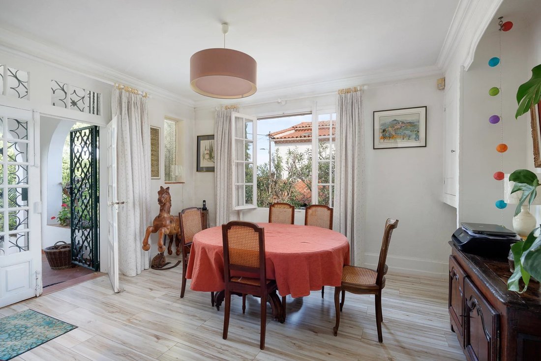 Villa in Antibes, Provence-Alpes-Côte d'Azur, France 3 - 18540990