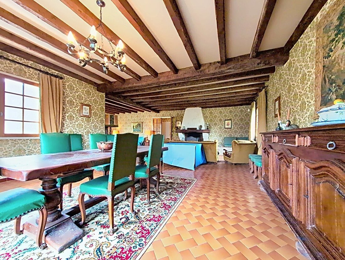Villa in Saint-Denis-de-Pile, Nouvelle-Aquitaine, France 4 - 18544179