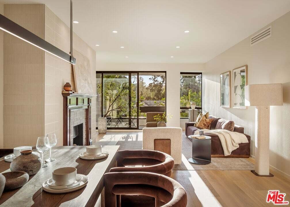 Condo in Los Angeles, California, United States 2 - 18542202