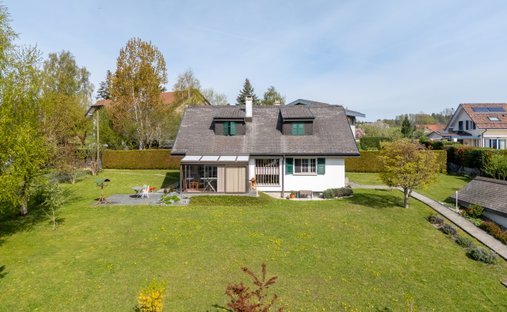 Haus in Savigny VD, Waadt, Schweiz 1